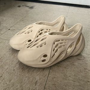 Yeezy Foam Runner